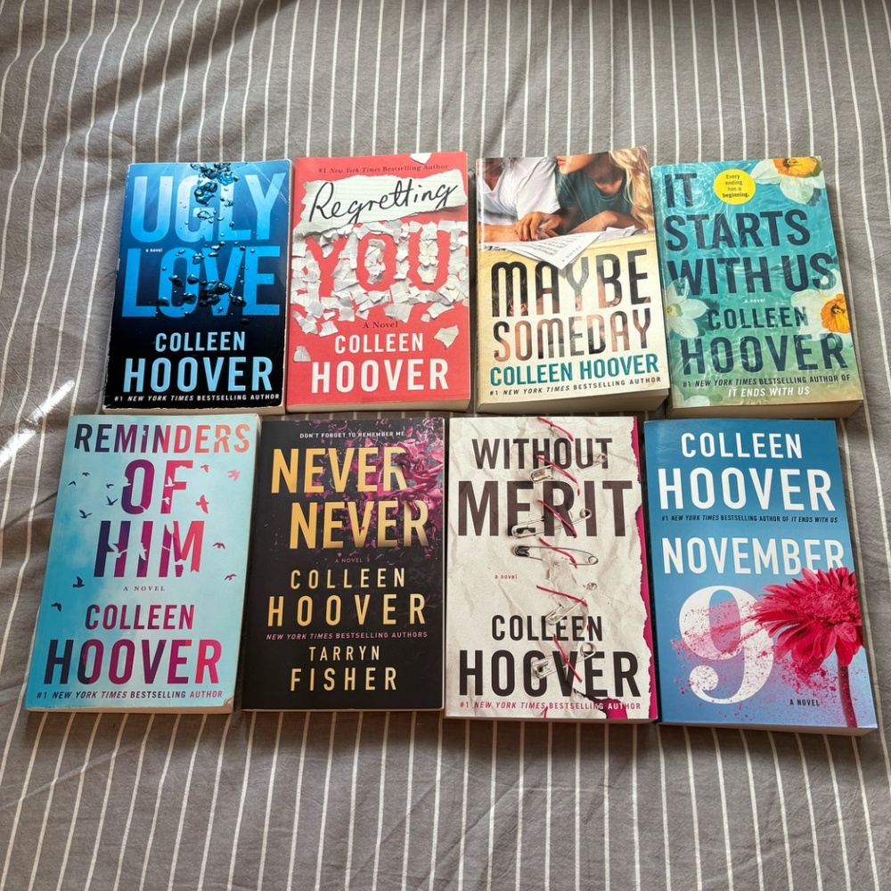 GOOD DEAL Colleen Hoover Book Bundle *8 Books Included